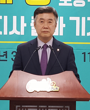 박재웅 전 바른미래당 경북도당 위원장 “갈 사람은 빨리 가라”