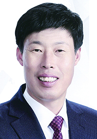 박종철‚ 안내원 폭행…동료의원들 구경만