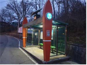 칠곡군, 버스승강장 24곳 태양광 LED 조명등 설치 