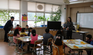 경북교육청, 1수업 2교사제 학교 100개 더 확대