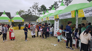 영천 꿈나무들 최무선장군을 따르라