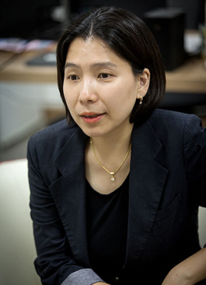 포스텍 연구팀, 얼음 위서 2차원 전도성 고분자 합성 성공