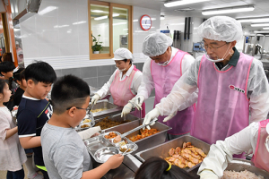 “학교급식소 점검 교육감이 나섰다”