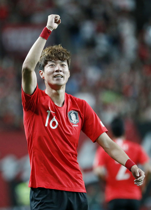 ‘황의조 2연속 골’ 韓축구, 이란전 6경기 연속 무승…1:1