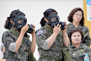 방독면 ‘이상무’