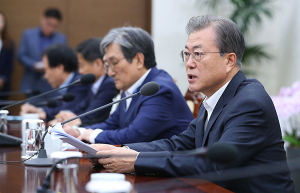 文 “피해 발생하면 대응 불가피”…日에 ‘강온 양면’ 메시지