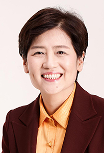 <축사>지역민과 함께 호흡…교육가족과 더불어 축하