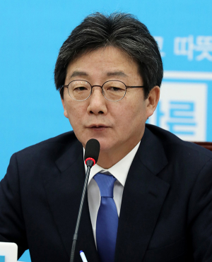 유승민 “지금 대통령이 허풍이나 칠 때인가” 일갈