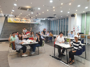 청(靑)년의 질문(問)에 현(現)장에서 답(答)을 찾다