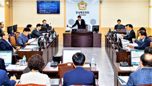 미세먼지에 갇힌 학교, 탈출구를 찾아라