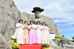 ‘경산갓바위소원성취축제’ 성황리에 막 내려…소원지 달기 등 큰 호응