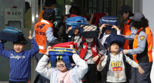 포항·경주, 지진 안전모로 스포츠용 헬멧 보급 ‘논란’