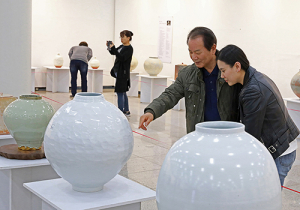 경북지역 도예 명인 작품 한자리에