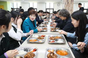 강은희 대구교육감, 2020학년도 수능에 임하는 고3 학생들 격려