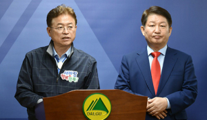 이철우 경북지사·권영진 대구시장, 다섯번째 교환근무 실시