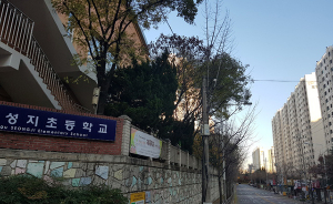 초등학교 코앞에 고속도로 출구 만들려는 대구시