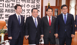 파국 피한 여야…‘필리버스터 철회-패트法 상정 보류’ 합의