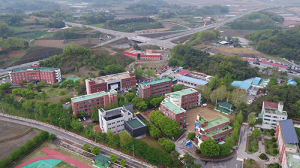 작지만 강한 명품 대학…등록금 전국대학 평균의 42% 수준
