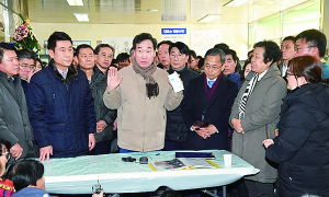 “포항 지진 이재민 고통 아직 끝나지 않아”