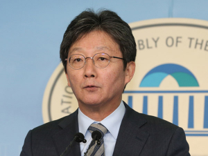 유승민 “총선 불출마…한국당과 새보수당 합당 결심”