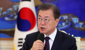 ‘슈퍼 전파자’ 지역 확진 급증에 위기감…文대통령 ‘방역’ 고삐