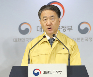 “확진자, 2~3일내 최고조…신천지 2차 전파 차단 최대 변수”