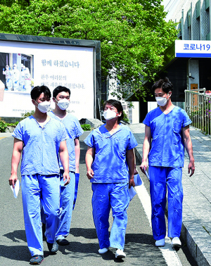 ‘돌아온다’ 약속지킨 안철수 대표