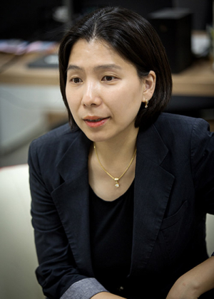 커피로 폰 배터리 만든다…탁월한 리튬유기전기 나와