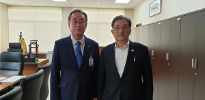 장세용 구미시장, 청와대 방문 현안사업 논의