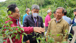 조재호 농림축산부 차관보, 봉화 우박 피해 현장 방문 