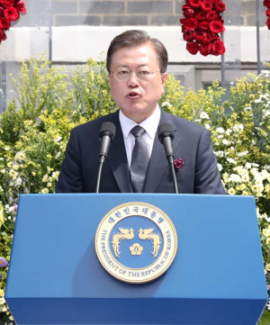文 “6·10항쟁, 국민 오랜 열망이 만든 승리…열사들 기려”