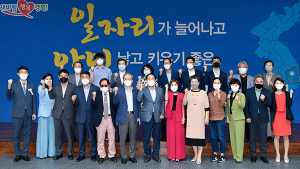 ‘경북공약평가단’, 이철우 지사 90% 이행 ‘우수이상’