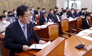‘최숙현 청문회’ 시작…가혹행위 감독·팀닥터 불출석