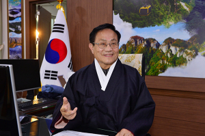 엄태항, 더불어 잘사는 균형도시 봉화 건설