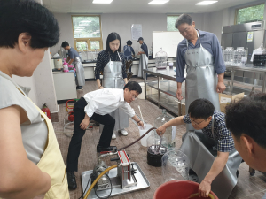  “와인 전문가의 꿈 여기서 이루세요”