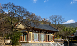임진왜란 전란 겪은 ‘칠곡 송림사 대웅전’ 보물 된다