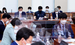 대체공휴일법 오늘 의결…8월 15일 광복절부터 실시될듯