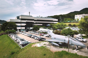 구내식당 운영 중단 군위, 지역상가 고려