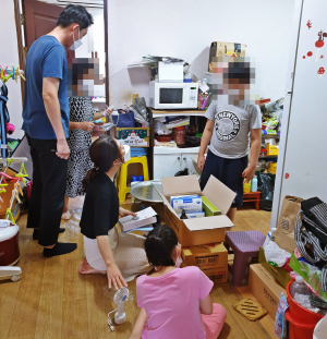 무더위 취약계층 시원한 여름나기 물품 전달