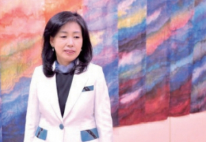 천경자 작가 섬유공예 염색전 개최