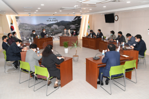 영주시 선출직 공직자들, 지역 발전 간담회