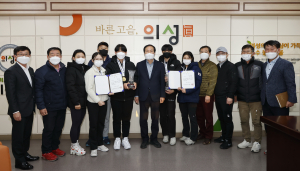 의성군, 중‧고등부 컬링팀들 대회 우승 