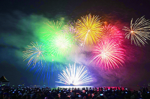 포항 국제불빛축제, 우려가 현실로…사흘새 코로나 53명 확진