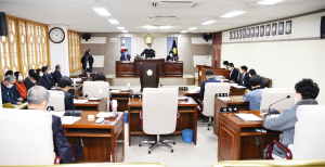 군위군의회 제2차 정례회 폐회 일정 마무리