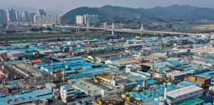 12월 대구·경북 기업 체감경기 제조업↑…비제조업↓