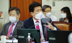 “백신패스 예외 여부, 의학적 검토 필요하다”