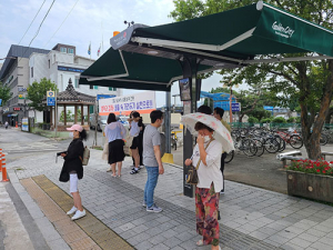 경주시, 버스승강장 시화작품·폭염 대비 그늘막 추가 설치