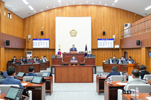 경주시의회, 제8대 의회 마지막 임시회 열려