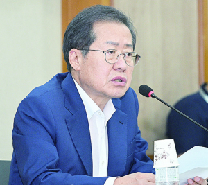 홍준표, 기관 통·폐합 ‘의원 발의’ 꼼수 논란