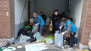 남구 봉덕1동, 민·관 합동 저장강박 의심 복지대상가구 대청소 실시